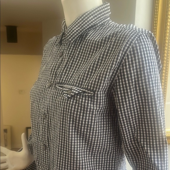 button up - Picture 3 of 8